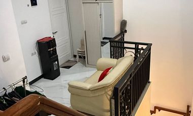 Dijual Cepat Rumah 2 Lantai Posisi Hook Full Furnished Di Ciracas