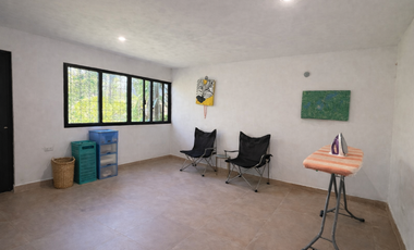 CASA EN RENTA  - ZONA COUNTRY DE MÉRIDA, YUCATÁN.