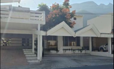 Casa en VENTA, Cumbres 2do sector