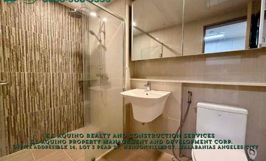 4 Bedrooms House with Pool For Rent Located inside a secured subdivision in Barangay Pampang,Angeles City,Pampanga