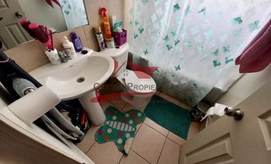 Hermosa Casa de Dos Pisos completamente solida, 3 Dormitorios, 3 Baños, Villa Los Altos de Marcoleta, Quilicura.