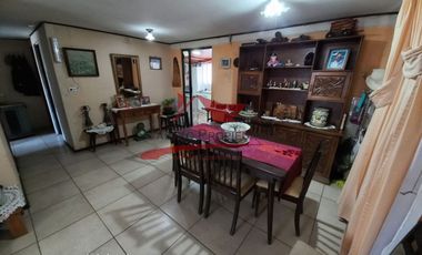 Hermosa Casa de Un Piso con 4 Dormitorios, 2 Baños, Villa Eugenia, Comuna de Quilicura.