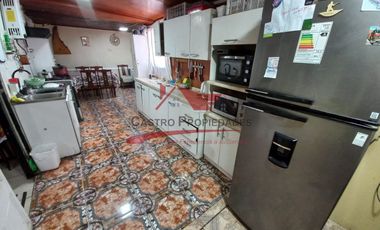 Hermosa Casa de Un Piso con 4 Dormitorios, 2 Baños, Villa Eugenia, Comuna de Quilicura.