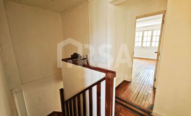 CASA RECIEN REMODELADA 4 DORMITORIOS, 2 BAÑOS, CALLE SAN ALFONSO 1658, SANTIAGO