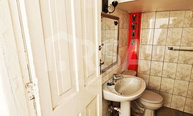 CASA RECIEN REMODELADA 4 DORMITORIOS, 2 BAÑOS, CALLE SAN ALFONSO 1658, SANTIAGO