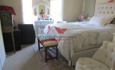 Hermosa Casa Dos Pisos Aislada, 4 Dormitorios, 3 Baños, Microbarrio El Alba Campino 3, Comuna de Quilicura.