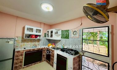 Two-story detached house, 60 sq.wa., Lake Garden Towny Village, Suwinthawong Road, Khumthong-Lam Toi Ting Road, Chachoengsao City, Chachoengsao.