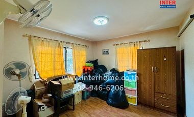 Two-story detached house, 60 sq.wa., Lake Garden Towny Village, Suwinthawong Road, Khumthong-Lam Toi Ting Road, Chachoengsao City, Chachoengsao.