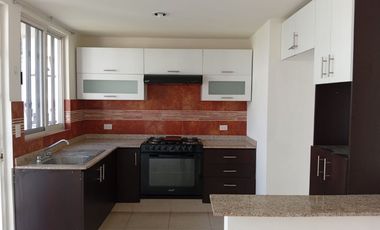 Casa en renta en Residencial Alterra