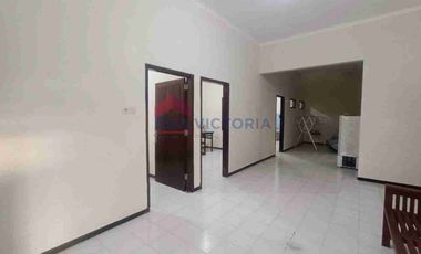 Dijual/Disewakan Rumah 4 kamar di area Tidar Atas dekat The Oz