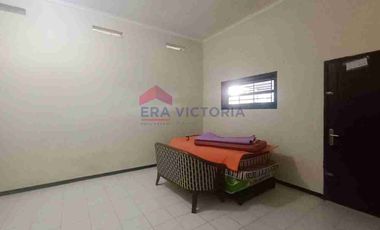 Dijual/Disewakan Rumah 4 kamar di area Tidar Atas dekat The Oz