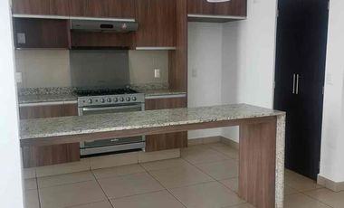 CASA EN RENTA EN MONTE VENTO TRES MARÍAS