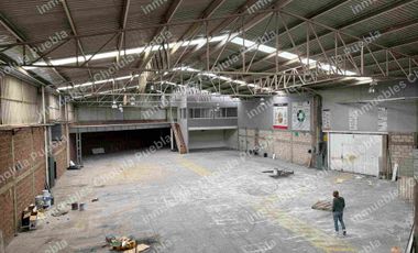 Nave industrial en venta a un costado del deportivo de Volkswagen en la recta Cholula antes de la salida a periférico dirección autopista, cuenta con subestación eléctrica, oficinas, baños y todo para llevar tu producción a otro nivel.