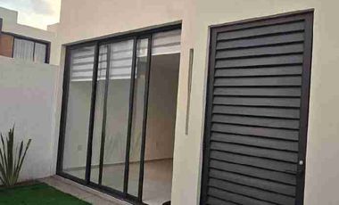 Casa en Renta en Aurea Toluca | 3 Recámaras | Modelo Vasari en Esquina