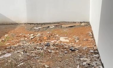 Jual Rumah Ex-Show Unit Siap Huni LT 141 m² Harga 1 M-an di Curug Tangerang