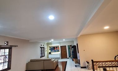 Dijual Cepat Super Bu Sariwangi LT 287 M² LB 325 M² 2,7M