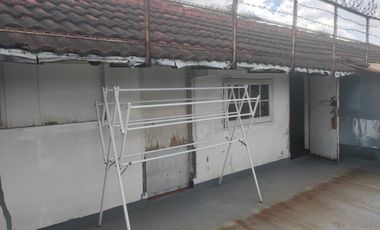 Ruko Strategis Hadap Jalan Raya Depan Alfamart – LT 168 SHM, 2,5 Lantai Siap Usaha