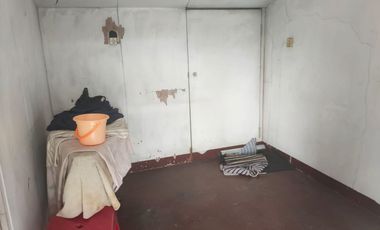Ruko Strategis Hadap Jalan Raya Depan Alfamart – LT 168 SHM, 2,5 Lantai Siap Usaha