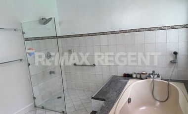 4 Bedroom House for Rent in Dasmarinas Village, Makati City