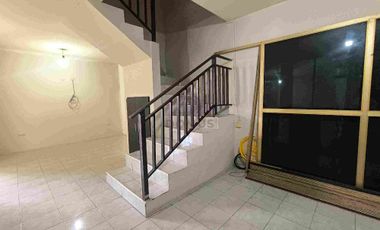 En venta Casa mucho lote 2 Paraíso del Rio 3 dormitorios y local