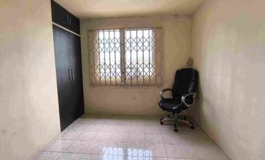 En venta Casa mucho lote 2 Paraíso del Rio 3 dormitorios y local