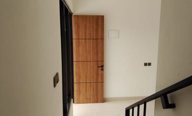 RUMAH BARU CANTIK DALAM CLUSTER SEBELAH GREEN LAKE CITY DURI KOSAMBI - OASIS KAVLING I