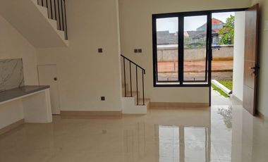RUMAH BARU CANTIK DALAM CLUSTER SEBELAH GREEN LAKE CITY DURI KOSAMBI - OASIS KAVLING I