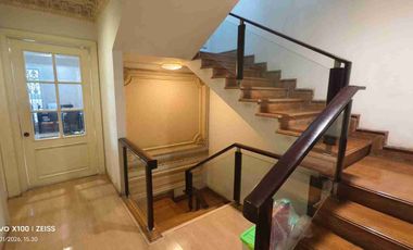 Jual Cepat Rumah Mewah & Esklusif Interior Eropa Siap Huni Juga Strategis di Taman Palem Lestari Jakarta Barat