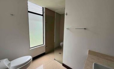 ARRIENDO APARTAMENTO EN EL POBLADO / MEDELLIN, CASTROPOL