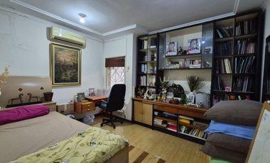 Dijual Cepat Rumah Siap Huni 2 Lantai di Senen , Jakarta Pusat
