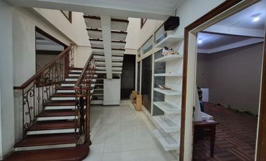 Dijual Cepat Rumah Siap Huni 2 Lantai di Senen , Jakarta Pusat