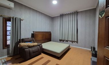 Dijual Cepat Rumah Siap Huni 2 Lantai di Senen , Jakarta Pusat