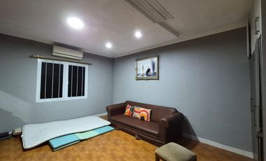 Dijual Cepat Rumah Siap Huni 2 Lantai di Senen , Jakarta Pusat