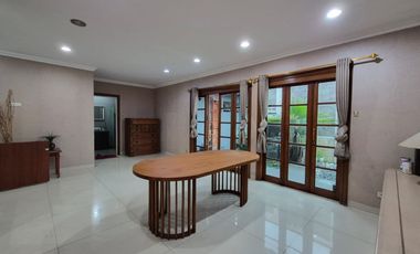 Dijual Cepat Rumah Siap Huni 2 Lantai di Senen , Jakarta Pusat