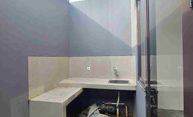 Rumah Siap Huni 2 Lantai dekat Tol Pamulang - Cinere