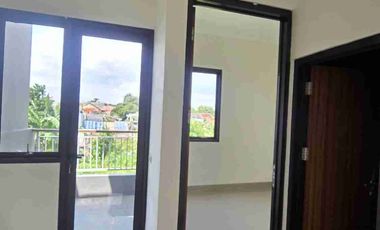 Rumah Siap Huni 2 Lantai dekat Tol Pamulang - Cinere