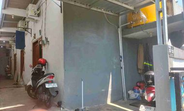 Kos Tambak Nedokan Ayu, Belakang Kantor BPN Surabaya 2 & Kampus UPN