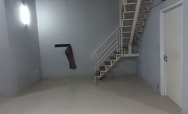 Jual BU Rumah cocok untuk KANTOR, GUDANG,  ataupun HUNIAN PRIVATE di SUDIRMAN Rajawali Garuda Bandung
