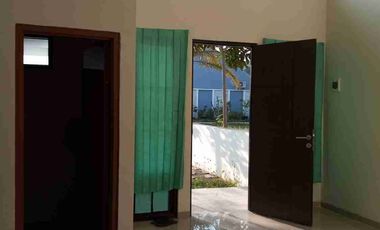 RUMAH DIJUAL OPER 30JT PERUM. GRESIK KOTA MAS