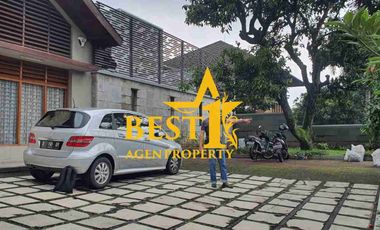 *Murah!! Rumah Mewah di Mainroad Dago, Bandung – View Spektakuler*