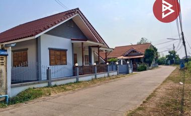 ขายด่วนบ้านเดี่ยว เนื้อที่ 63 ตร.วา ใกล้เมืองอุตรดิตถ์ เข้าซอยไม่ลึก สภาพดี รีโนเวทใหม่