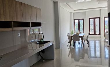 Rumah Bagus Siap Huni Disewakan, di Sesetan, Denpasar Selatan Area