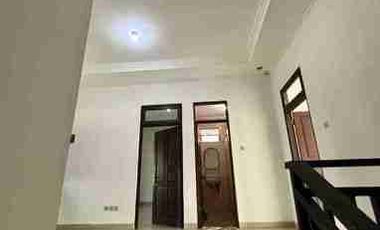 rumah kantor strategis di jalan boulevard grand galaxy
