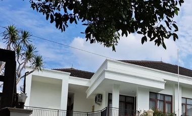 6 Bedroom + 1 Study Room House at Patra Kuningan – available Jun2026