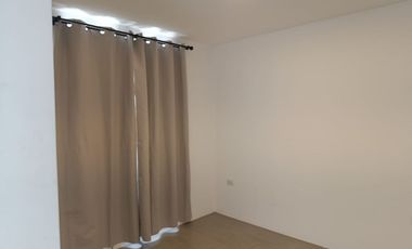 Alquilo casa en Villa Blanca, en Via a la costa