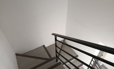 Alquilo casa en Villa Blanca, en Via a la costa