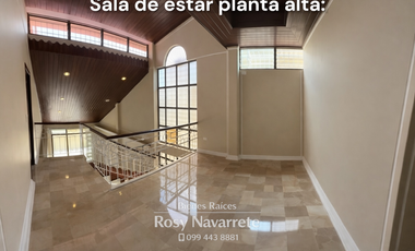Amplia casa en alquiler Santa Cecilia - 4 dorm., 4 baños, piscina y parqueo 6 vehículos