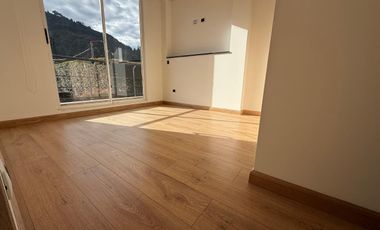HERMOSA CASA EN ARRENDAMIENTO CHIA ARUNA A1550