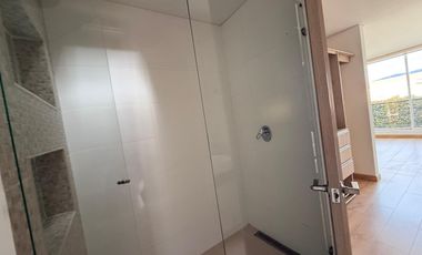 HERMOSA CASA EN ARRENDAMIENTO CHIA ARUNA A1550