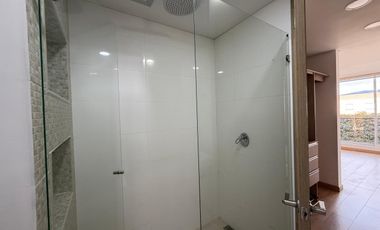 HERMOSA CASA EN ARRENDAMIENTO CHIA ARUNA A1550